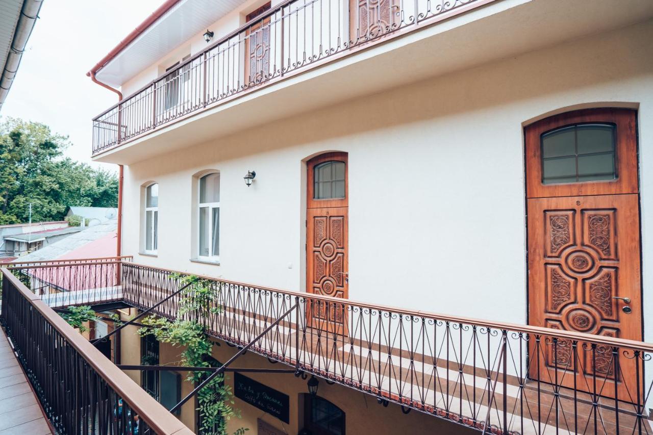 אוזהורוד Wonderful Flat On City Center מראה חיצוני תמונה